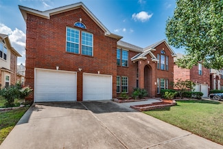 2743 Potter Ct, Grand Prairie, TX 75052