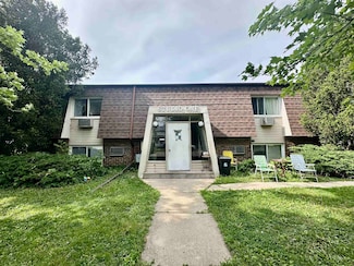 217 E 3rd St, Byron, IL 61010