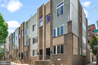 1146 N Orianna St, Philadelphia, PA 19123