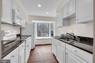 1758 Albermarle Dr, Crofton, MD 21114