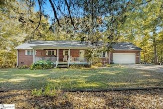 203 C P Hanks Rd, Iva, SC 29655