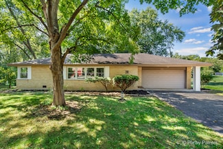 70 Ela Rd, Inverness, IL 60067
