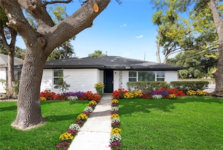 4717 Pickfair St, Houston, TX 77026