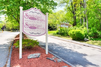 340 Sunderland Rd Unit 2, Worcester, MA 01604