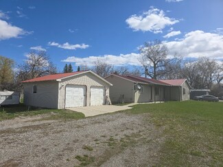 719 10th Ave NW, Choteau, MT 59422