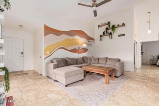3960 E Graythorn St, Phoenix, AZ 85044