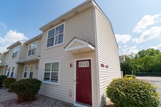 663 W Liberty St Unit E, Wauconda, IL 60084