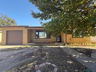 124 N Houston Ave, Portales, NM 88130