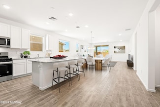 5787 S Bug Springs Loop, Tucson, AZ 85747
