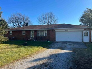 4867 E Us Highway 40, Straughn, IN 47387
