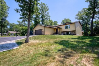 10795 N 565 E, de Motte, IN 46310