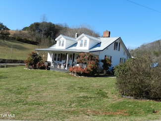 420 Watterson Gap Rd, Surgoinsville, TN 37873