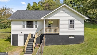 202 Tennessee Ave, Rossville, GA 30741