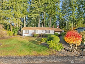 350 E Mountain View Dr, Allyn, WA 98524