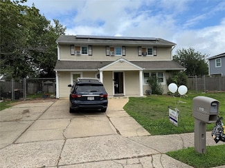 115 Branch Ave, Central Islip, NY 11722