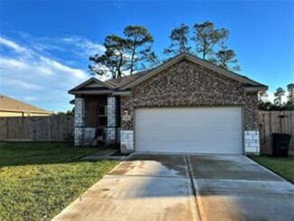 1525 Alice Dr, Taylor Landing, TX 77705