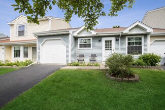 670 Pleasant Place Unit 2, Island Lake, IL 60042