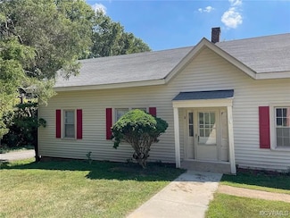 260 Academy St, Halifax, VA 24558