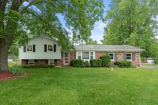 4564 Sparrow Ave, Kalamazoo, MI 49004