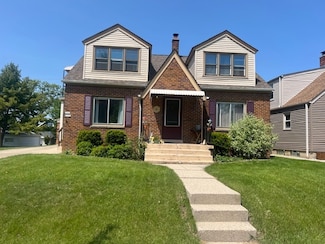 3577 S 19th St, Milwaukee, WI 53221