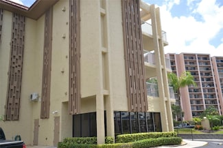 105 Island Way Unit 148, Clearwater Beach, FL 33767