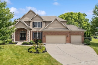 9798 Scotch Pine Dr, Springboro, OH 45066
