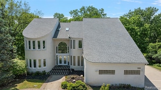 6358 Golden Ln Unit 25, West Bloomfield, MI 48322