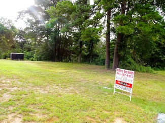 3072 N Point Pleasant Rd, Gladewater, TX 75647