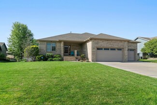 415 E Quail Ridge Ct, Mulvane, KS 67110