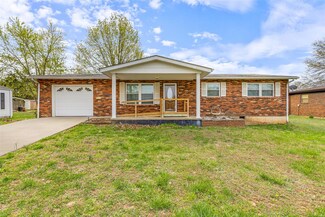 706 E Elm St, Desloge, MO 63601