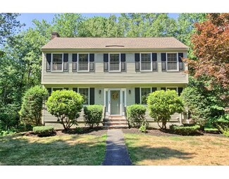 2 Alpine Dr, Haverhill, MA 01830