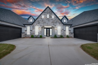 171 Raven, Castroville, TX 78009