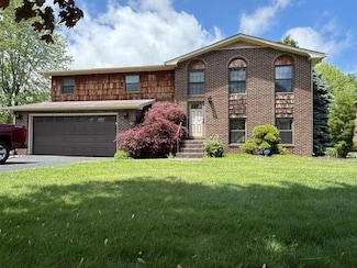 101 Forest View Dr, Beckley, WV 25801