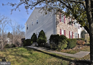 974 Dogwood Ln, Collegeville, PA 19426