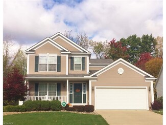 3105 Dover Dr, Akron, OH 44312