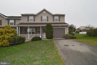 1016 Whitford Dr, Reading, PA 19605