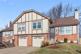 6650 W 151st Place, Overland Park, KS 66223