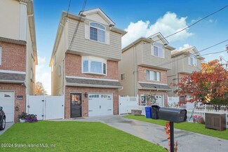 310 Simonson Ave, Staten Island, NY 10303