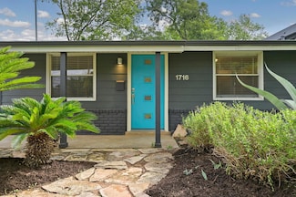 1716 W Saint Johns Ave, Austin, TX 78757
