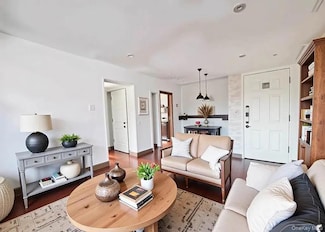 42-26 81st St Unit 7, Elmhurst, NY 11373