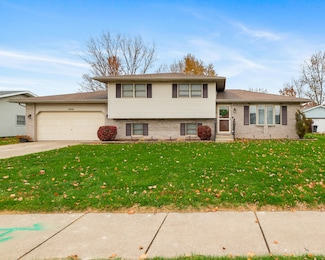 5076 Honeysuckle Ave, Portage, IN 46368