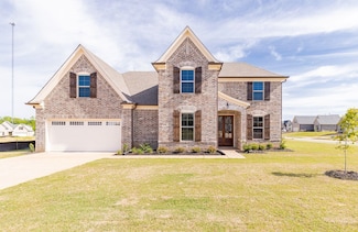 55 Misty Ridge Ln, Oakland, TN 38060
