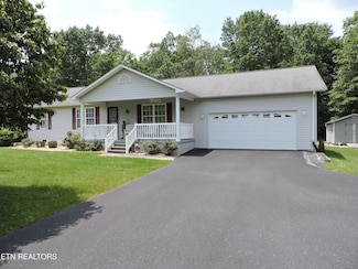 164 Locksley Cir, Crossville, TN 38555