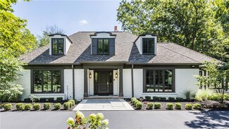 7951 Meridian Hills Ln, Indianapolis, IN 46240
