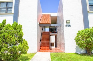 540 W Park Dr Unit 201, Miami, FL 33172