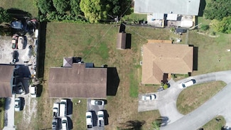 1675 E Breezy Ln, West Palm Beach, FL 33417