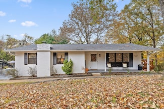 4524 Crestview Dr, Chattanooga, TN 37415