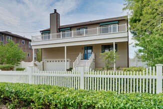 17 Bay Ave, North Middletown, NJ 07748