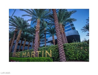 4471 Dean Martin Dr Unit 301, Las Vegas, NV 89103