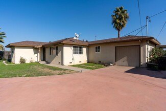 1694 N Brawley Ave, Fresno, CA 93722